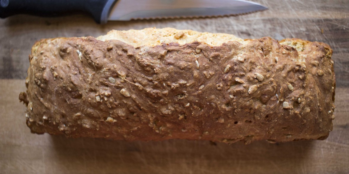 Homemade Krustenbrot, Körner, Brettljause, Geradeaus, Blog, Rennradblog, Ernährung, Radfahren, Tini, Rennrad, Blog, Ernhärung, Rezept, Gesund